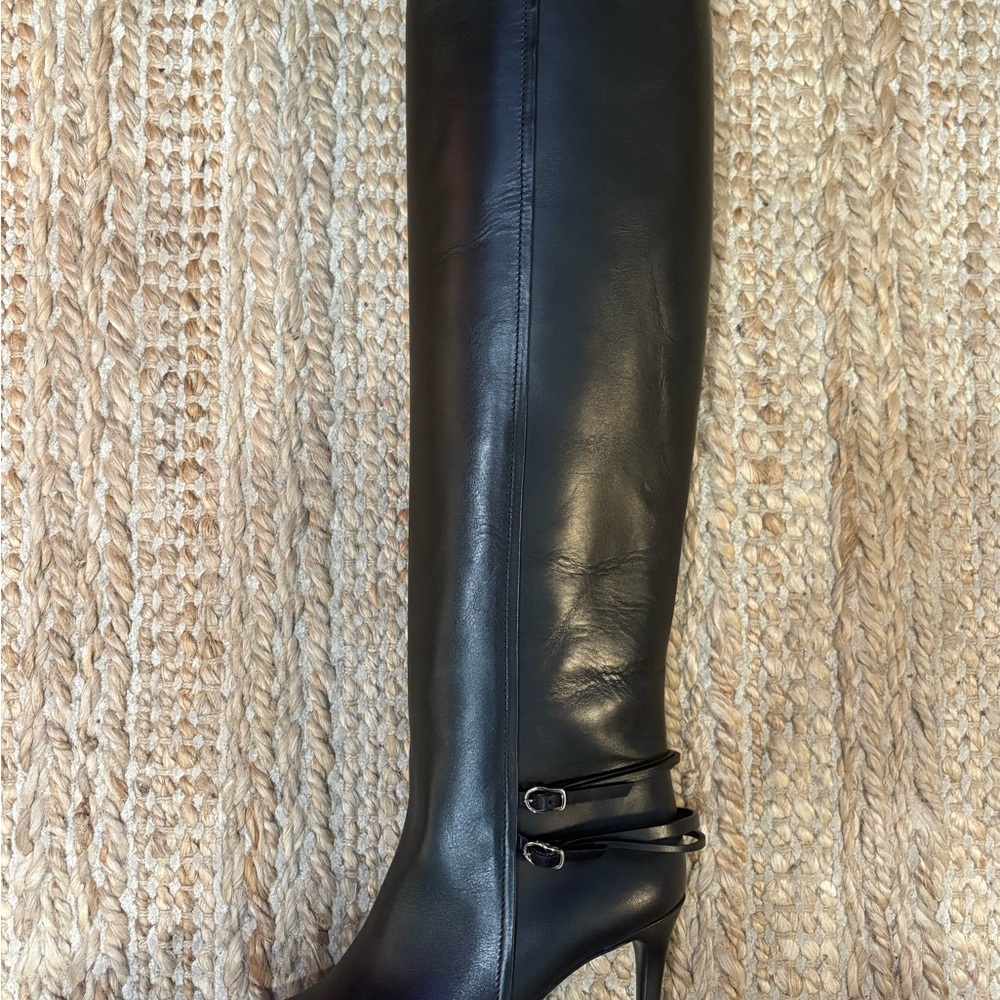DOROTHEE SCHUMACHER
On Point Leather Knee-high Boots In Schwar - Picture 3 of 11